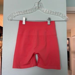 alphalete gym scrunch shorts